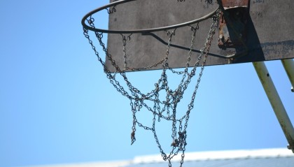 国内媒体人：广东宏远与广州龙狮达成交易，崔永熙加盟广东，广州获徐昕+转会费